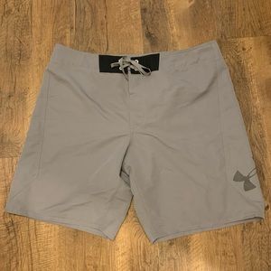 Mens size 40 board shorts